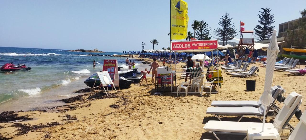 מאליה Cleo Rooms 250M From The Beach מראה חיצוני תמונה