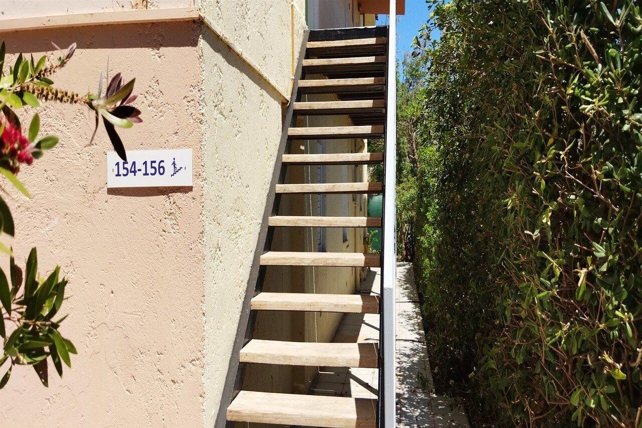 מאליה Cleo Rooms 250M From The Beach מראה חיצוני תמונה